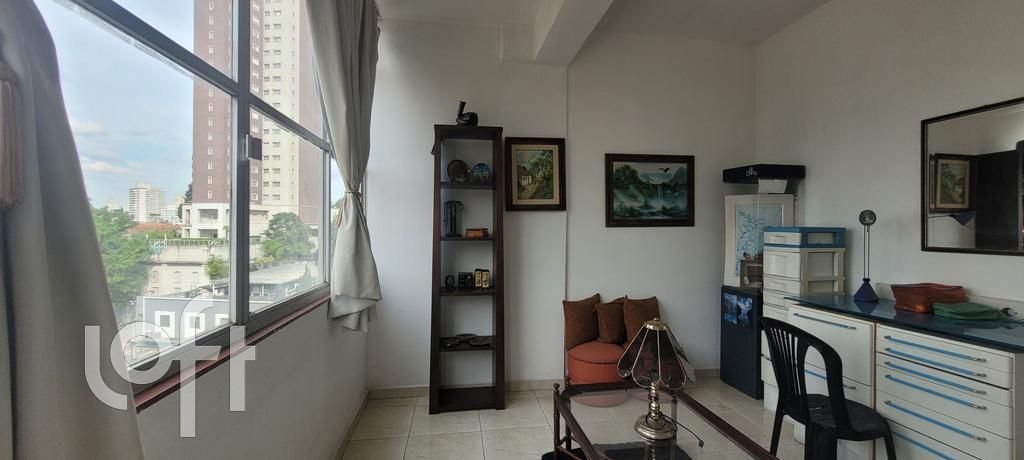 Apartamento à venda com 3 quartos, 110m² - Foto 2