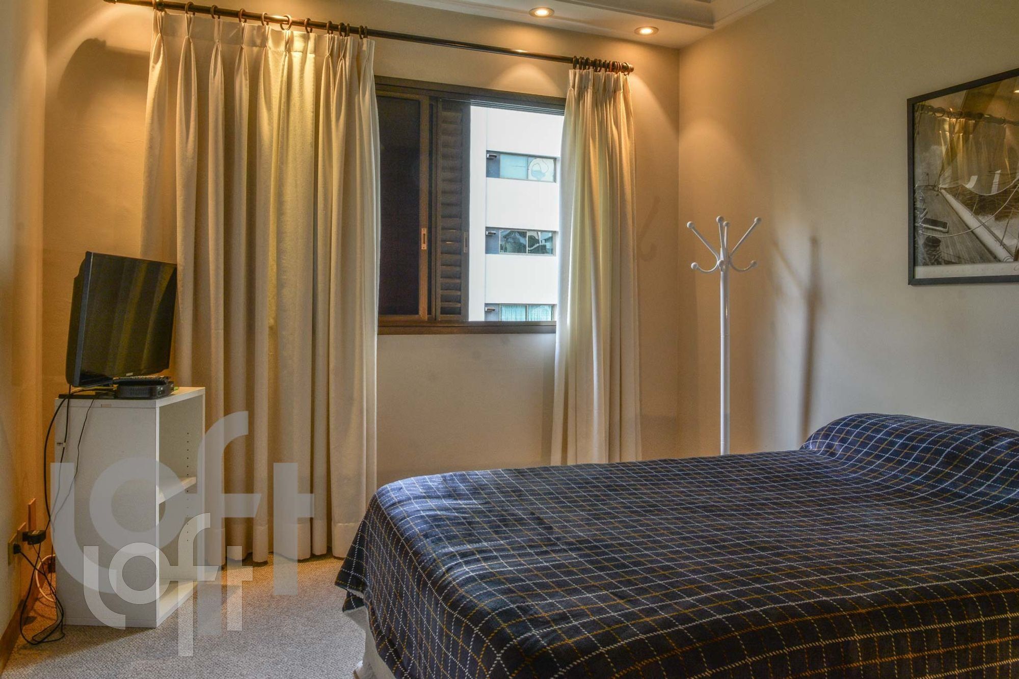 Apartamento à venda com 3 quartos, 285m² - Foto 3