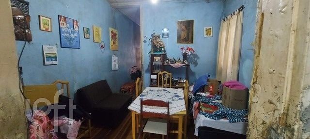 Casa à venda com 3 quartos, 135m² - Foto 1