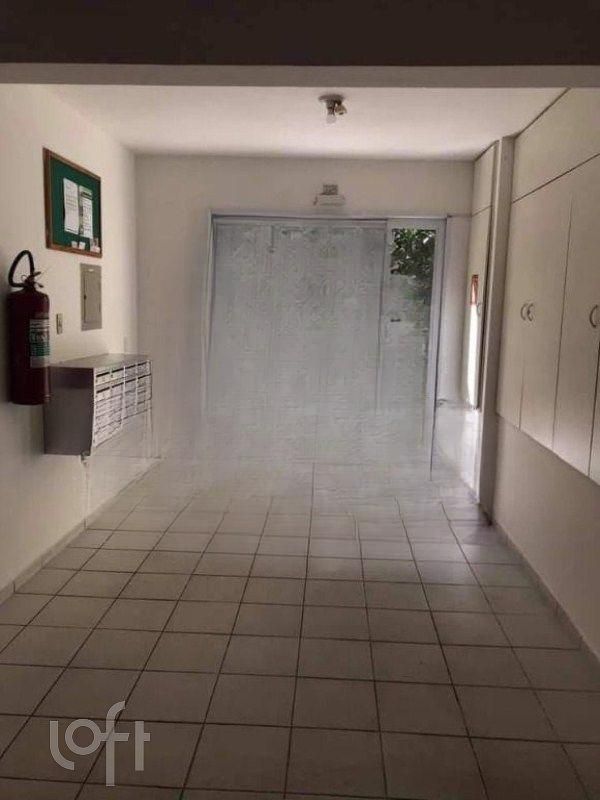 Apartamento à venda com 2 quartos, 51m² - Foto 17