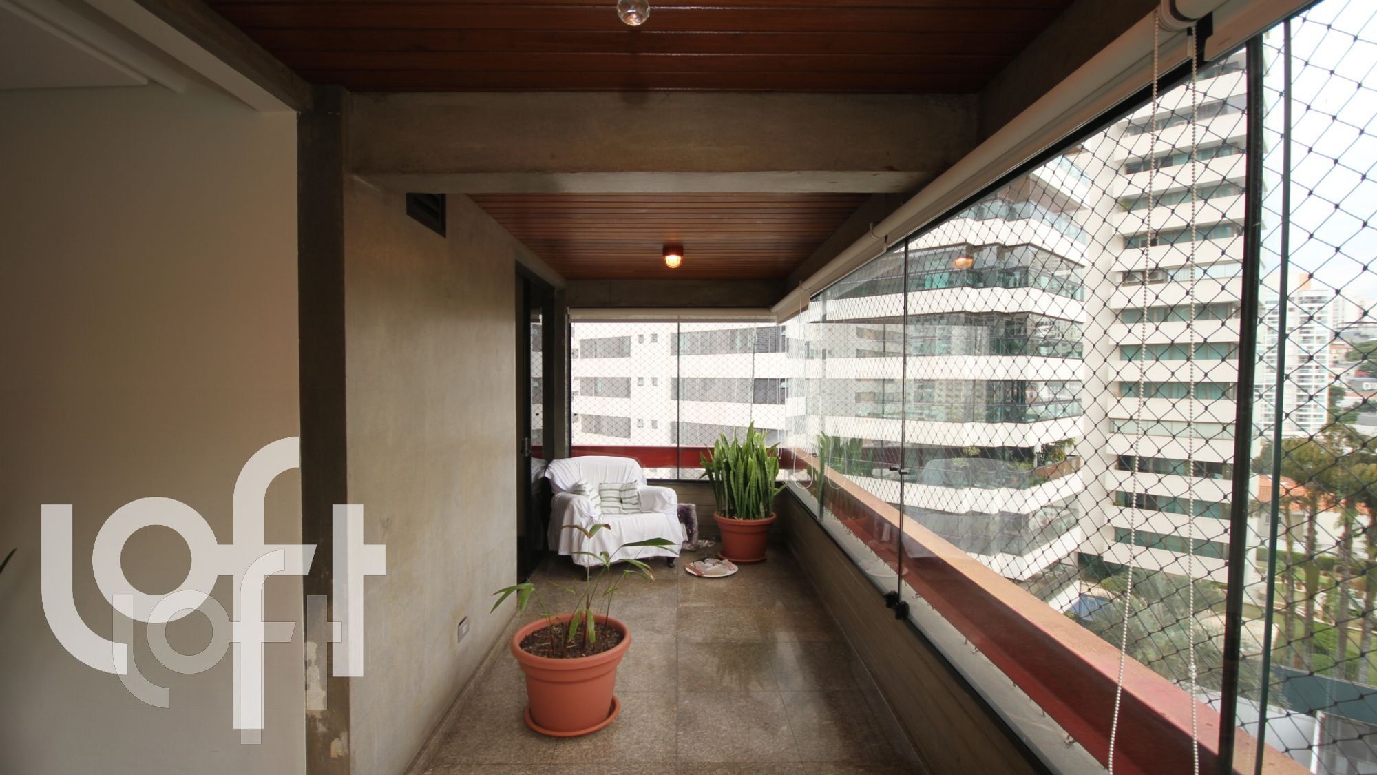 Apartamento à venda com 4 quartos, 190m² - Foto 17