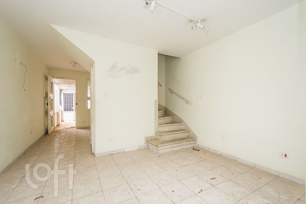 Casa à venda com 3 quartos, 100m² - Foto 3