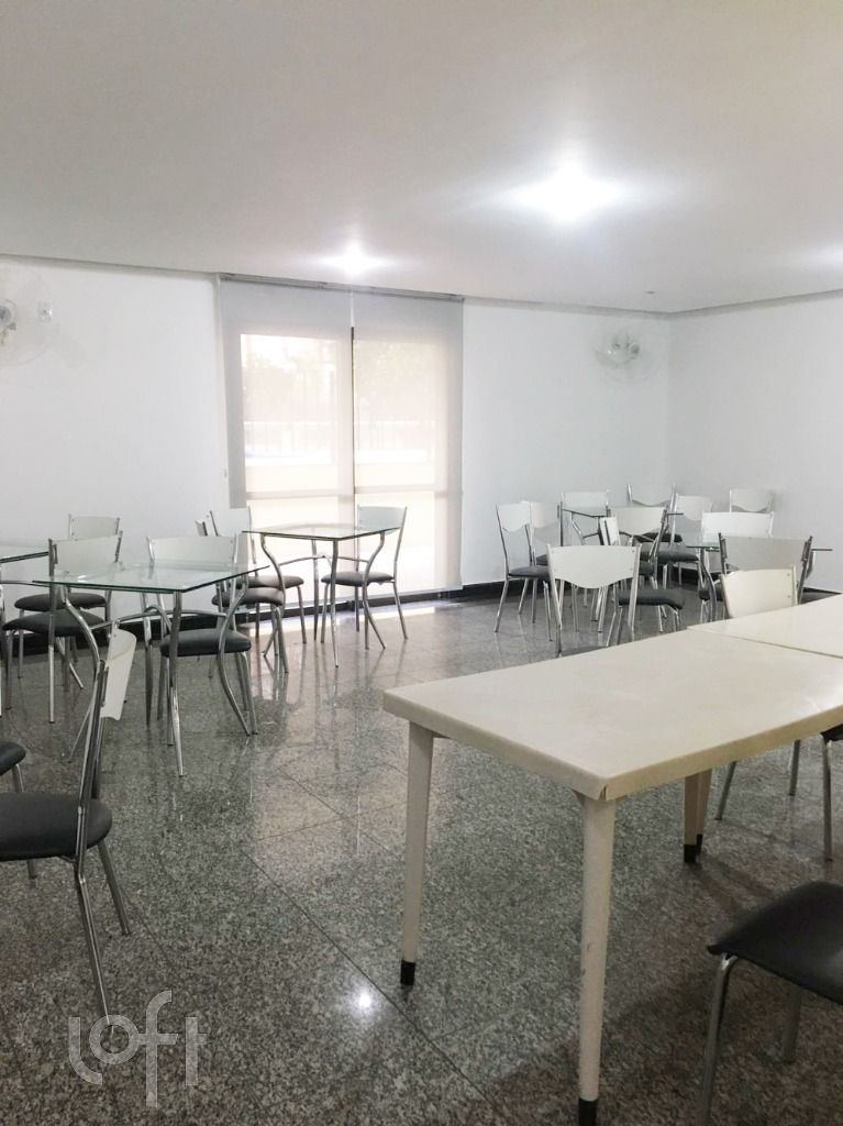 Apartamento à venda com 2 quartos, 57m² - Foto 21