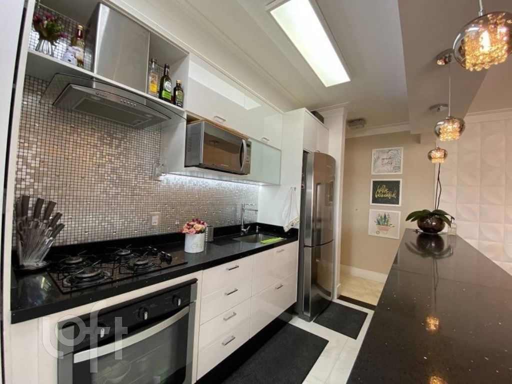 Apartamento à venda com 2 quartos, 82m² - Foto 11