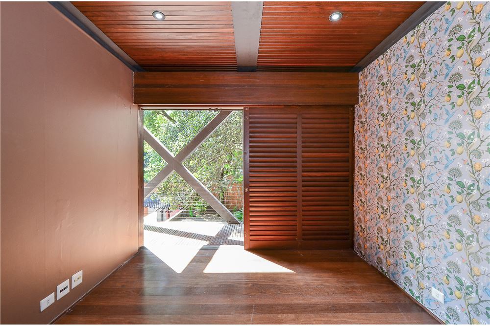 Casa, 4 quartos, 1245 m² - Foto 36