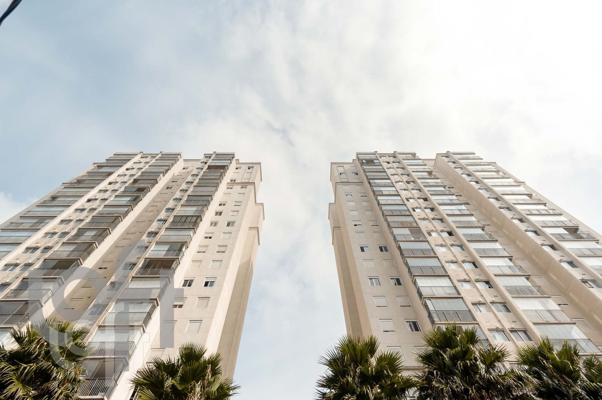 Apartamento à venda com 3 quartos, 77m² - Foto 31