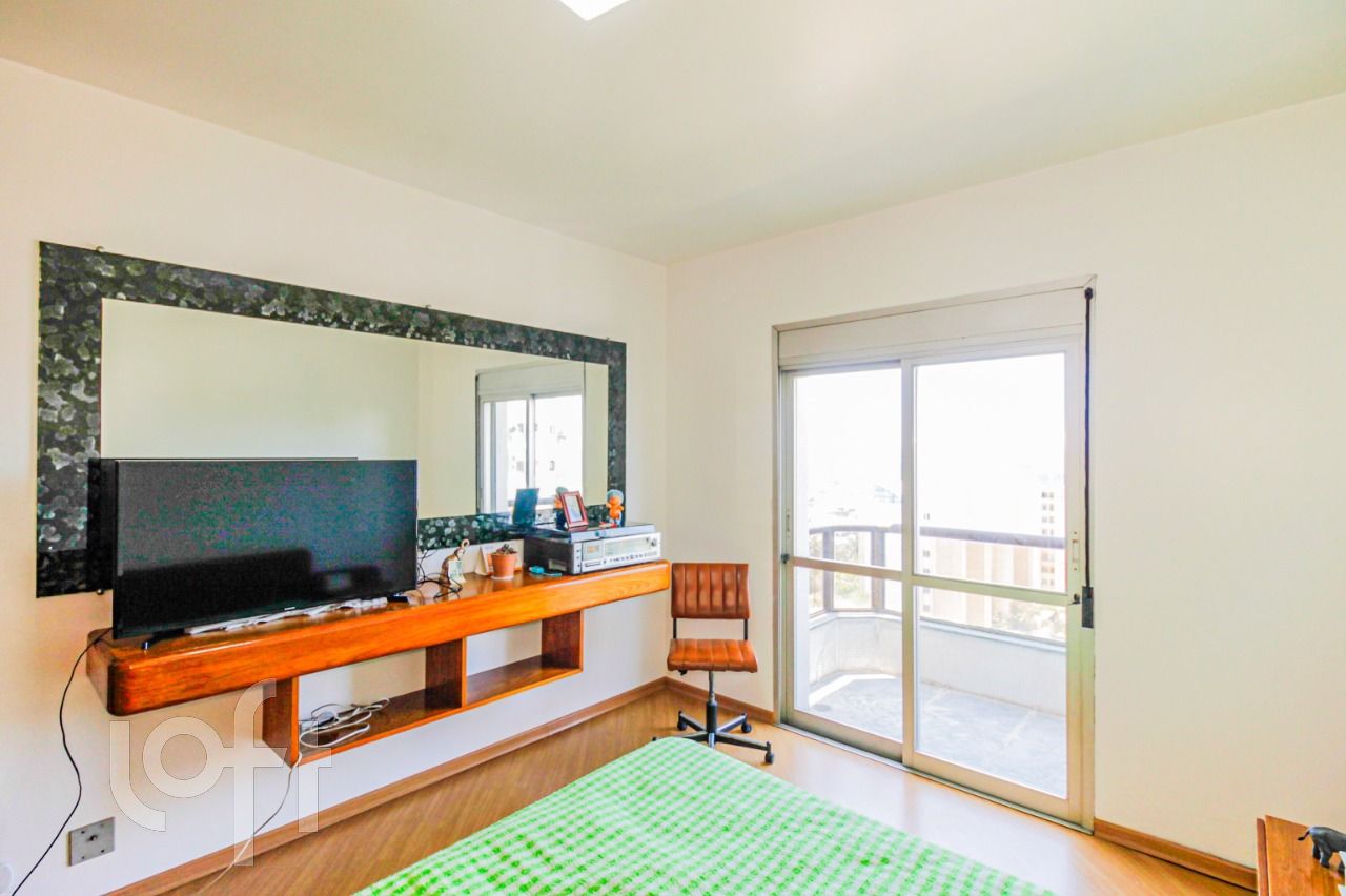 Apartamento à venda com 3 quartos, 188m² - Foto 30