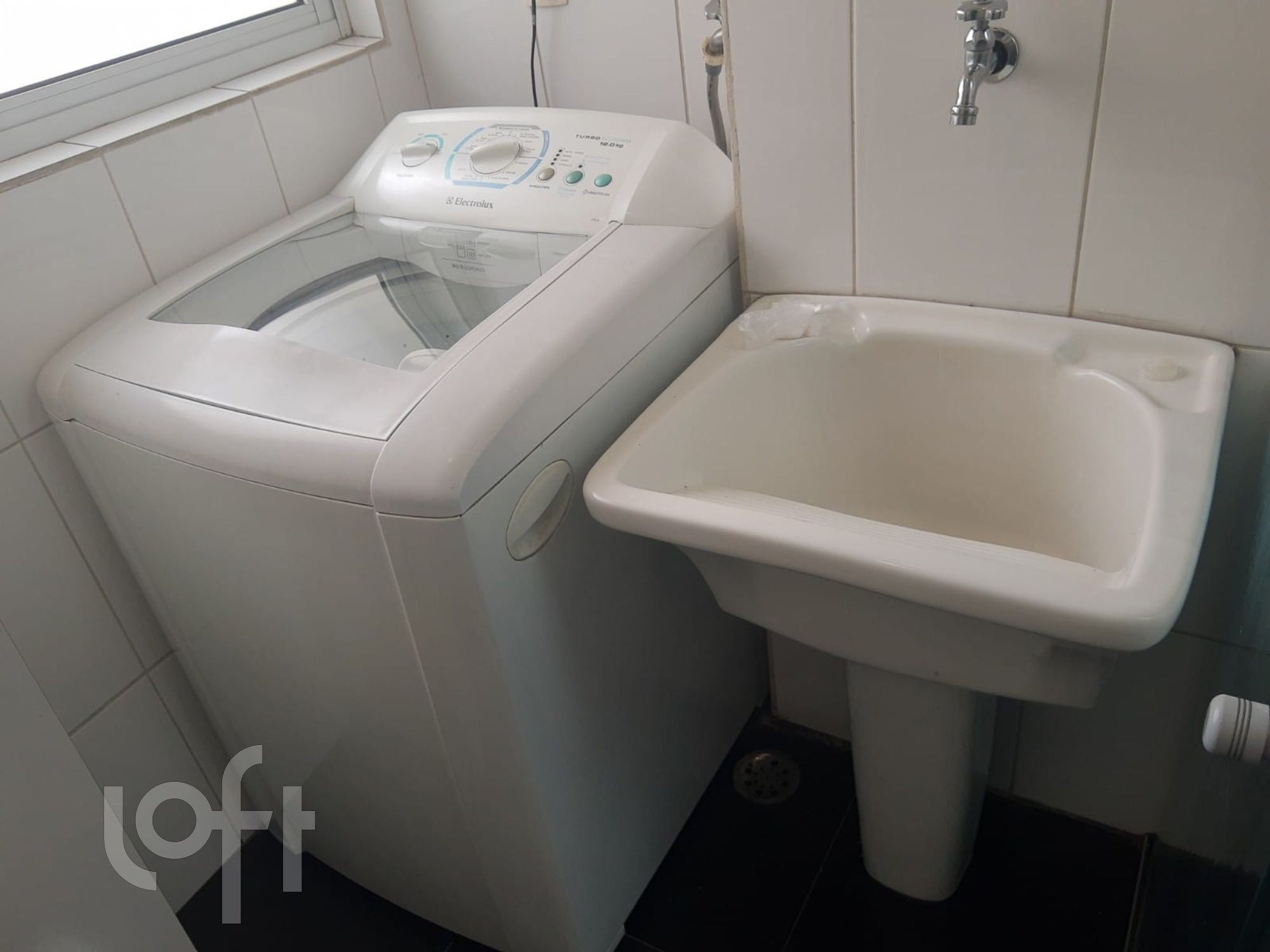 Apartamento à venda com 1 quarto, 56m² - Foto 12