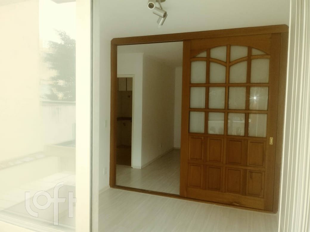 Apartamento à venda com 1 quarto, 44m² - Foto 12