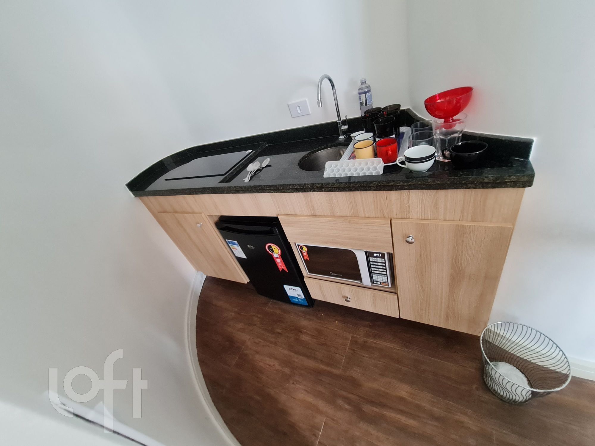 Apartamento à venda com 1 quarto, 37m² - Foto 5