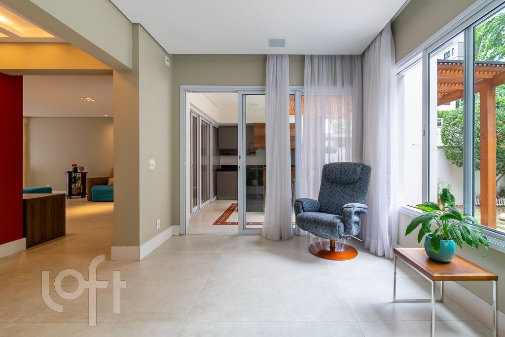 Casa à venda com 4 quartos, 332m² - Foto 12