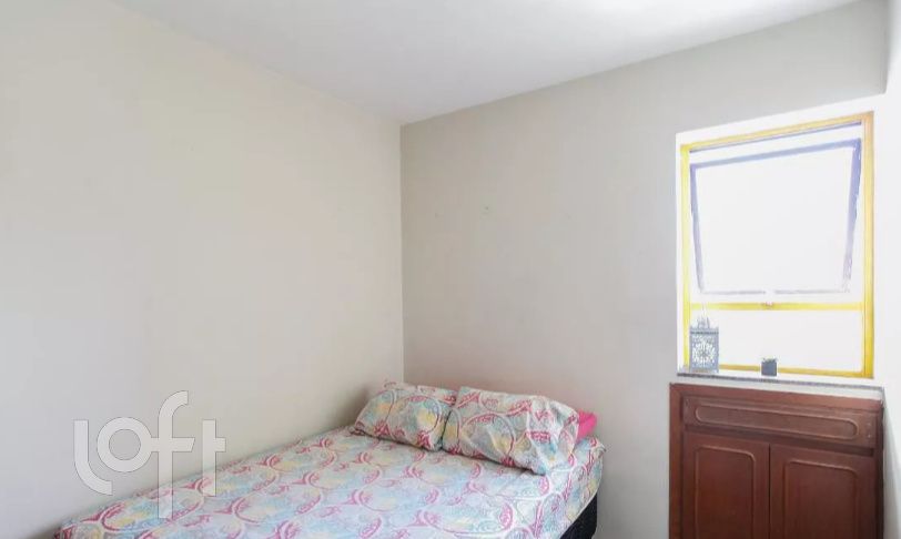 Apartamento à venda com 3 quartos, 70m² - Foto 2