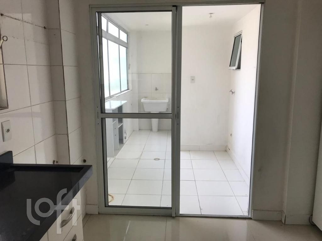 Apartamento à venda com 2 quartos, 82m² - Foto 17