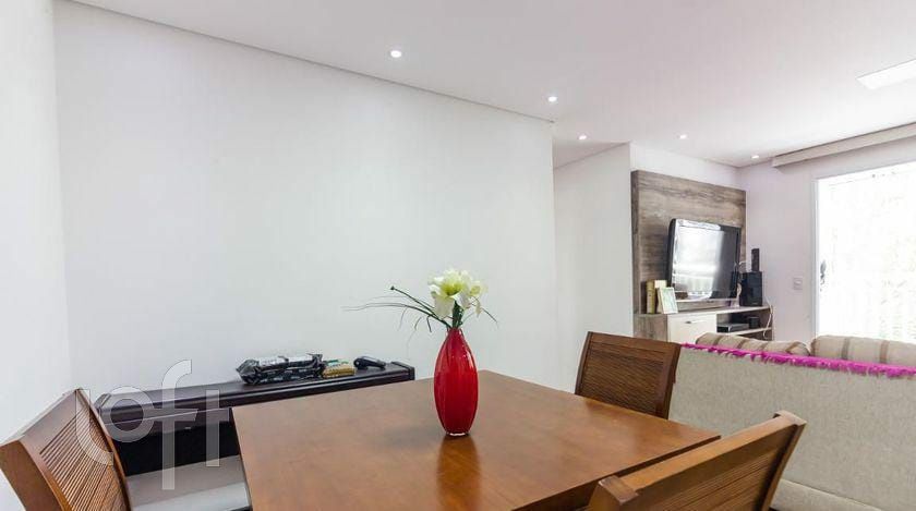 Apartamento à venda com 3 quartos, 82m² - Foto 3