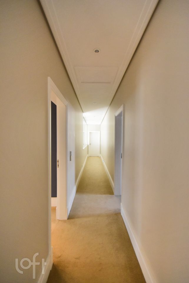 Casa à venda com 4 quartos, 500m² - Foto 30
