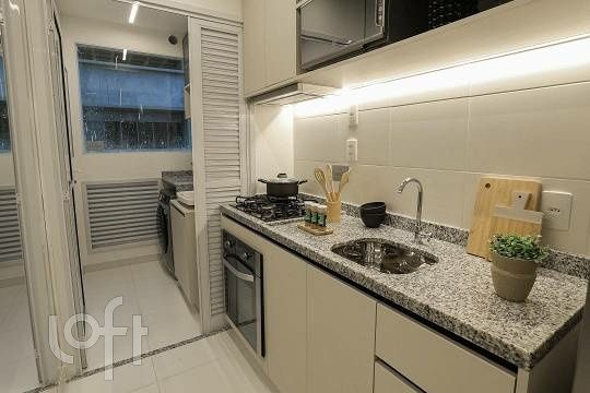 Apartamento à venda com 2 quartos, 50m² - Foto 3