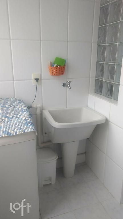 Apartamento à venda com 2 quartos, 64m² - Foto 29