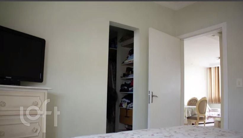 Apartamento à venda com 2 quartos, 75m² - Foto 7