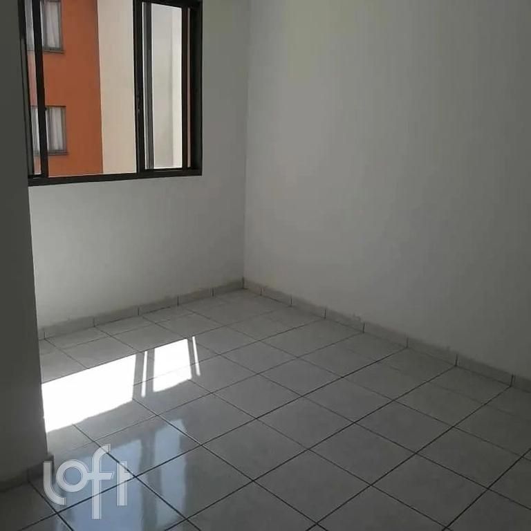 Apartamento à venda com 2 quartos, 50m² - Foto 2