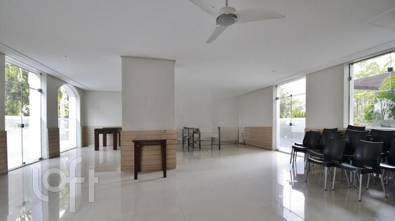 Apartamento à venda com 4 quartos, 210m² - Foto 7