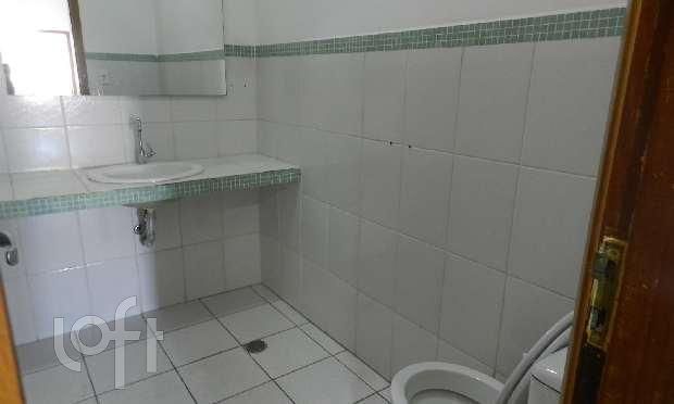 Casa à venda com 8 quartos, 250m² - Foto 5