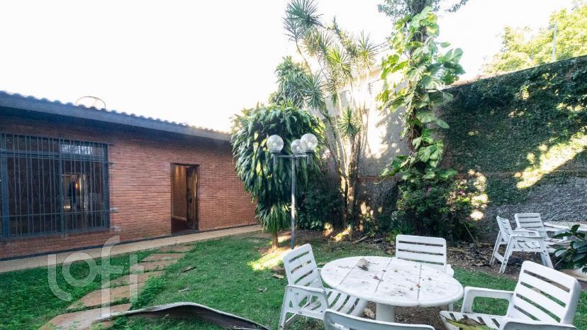 Casa, 3 quartos, 256 m² - Foto 2