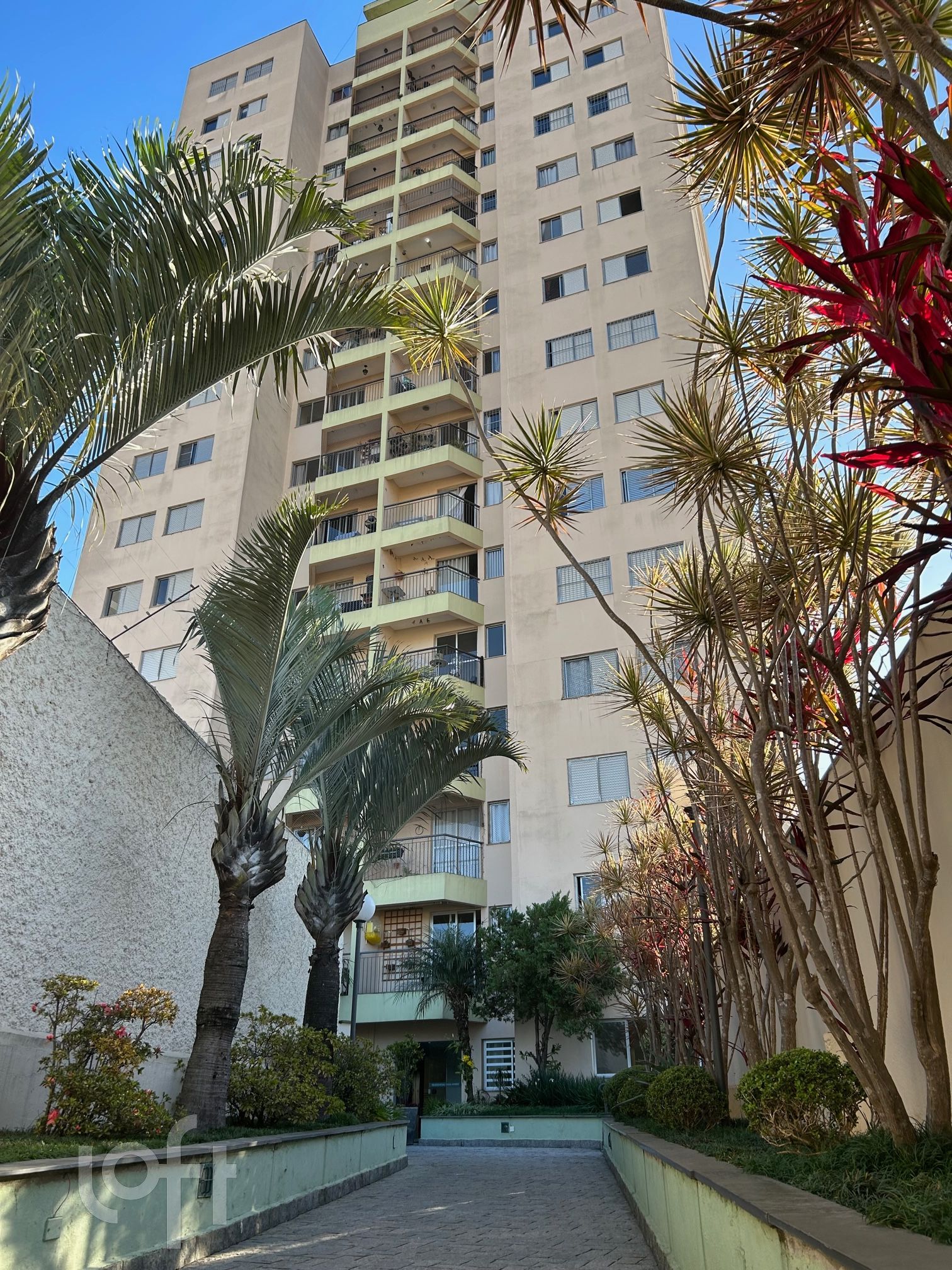 Apartamento à venda com 3 quartos, 75m² - Foto 15