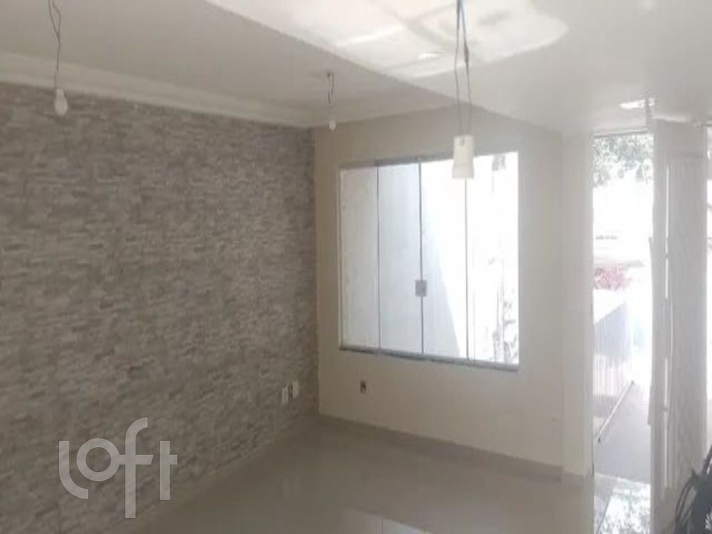 Casa, 4 quartos, 150 m² - Foto 1