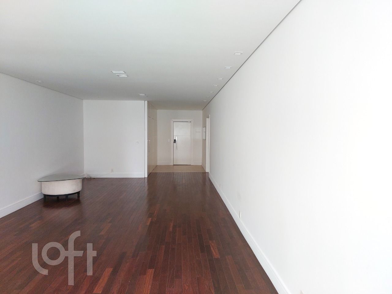 Apartamento, 3 quartos, 220 m² - Foto 2