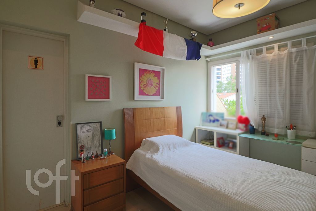 Casa à venda com 4 quartos, 276m² - Foto 17