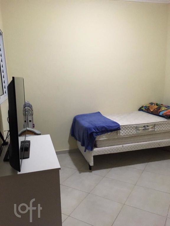 Casa à venda com 3 quartos, 126m² - Foto 1