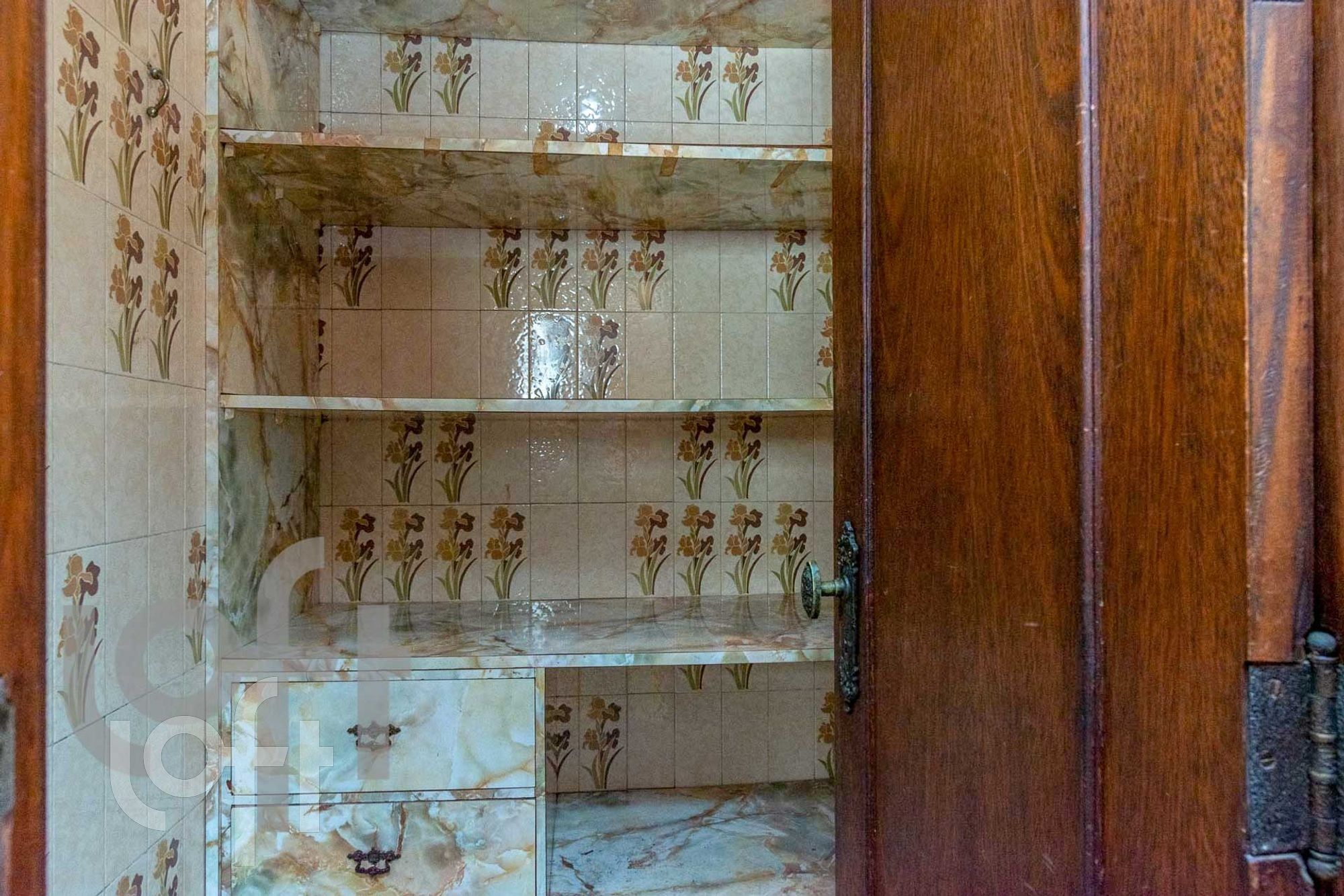 Apartamento à venda com 3 quartos, 225m² - Foto 33