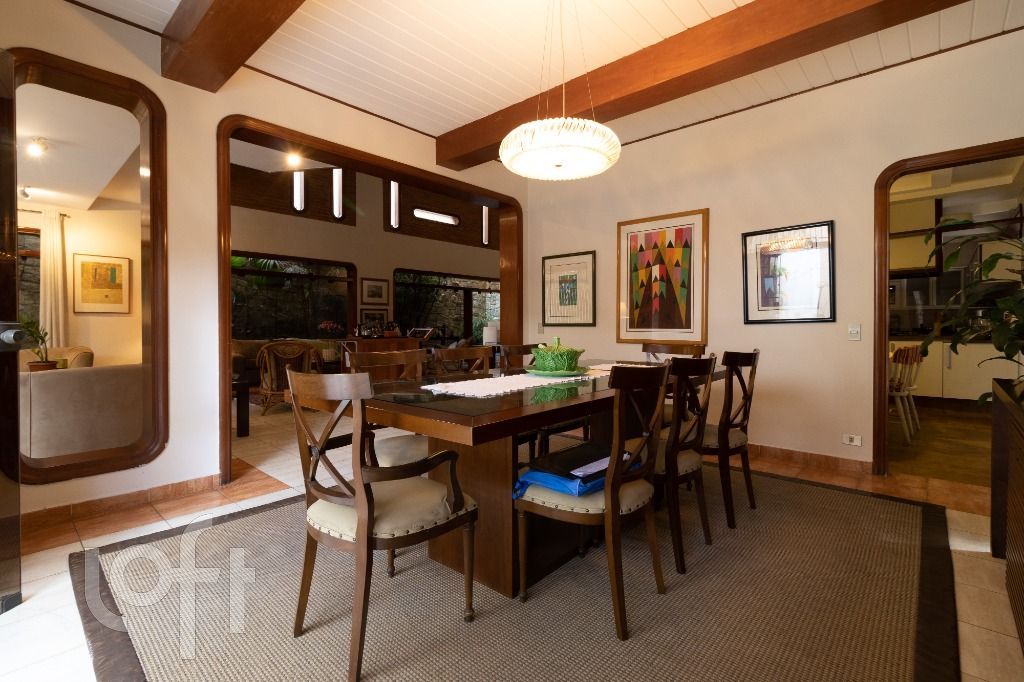 Casa à venda com 4 quartos, 439m² - Foto 11
