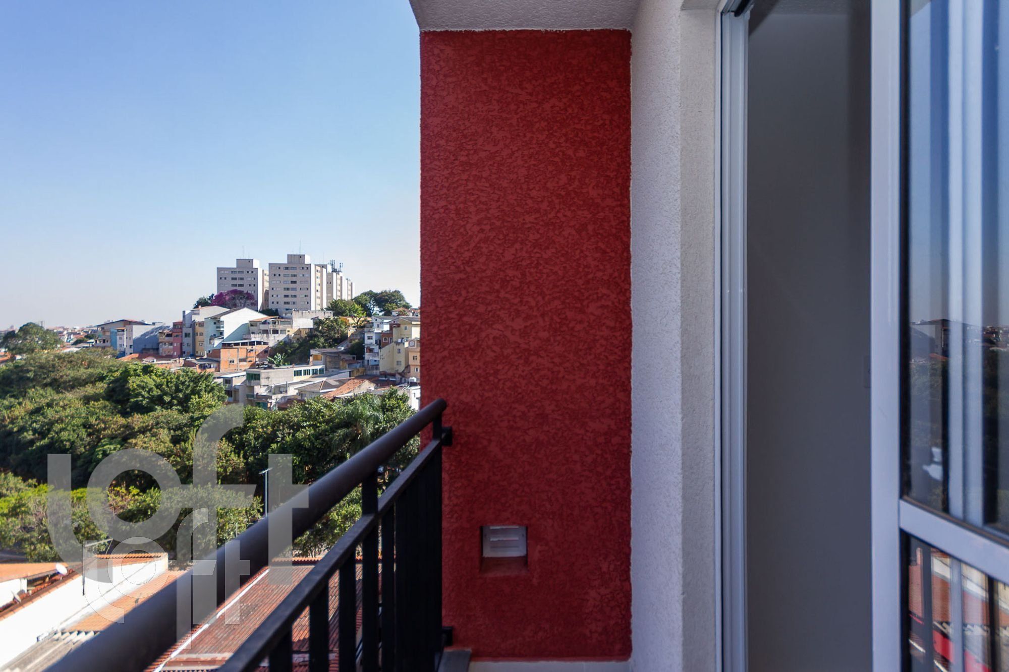 Apartamento à venda com 2 quartos, 40m² - Foto 12