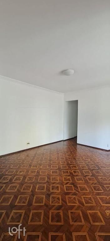 Apartamento à venda com 2 quartos, 70m² - Foto 3