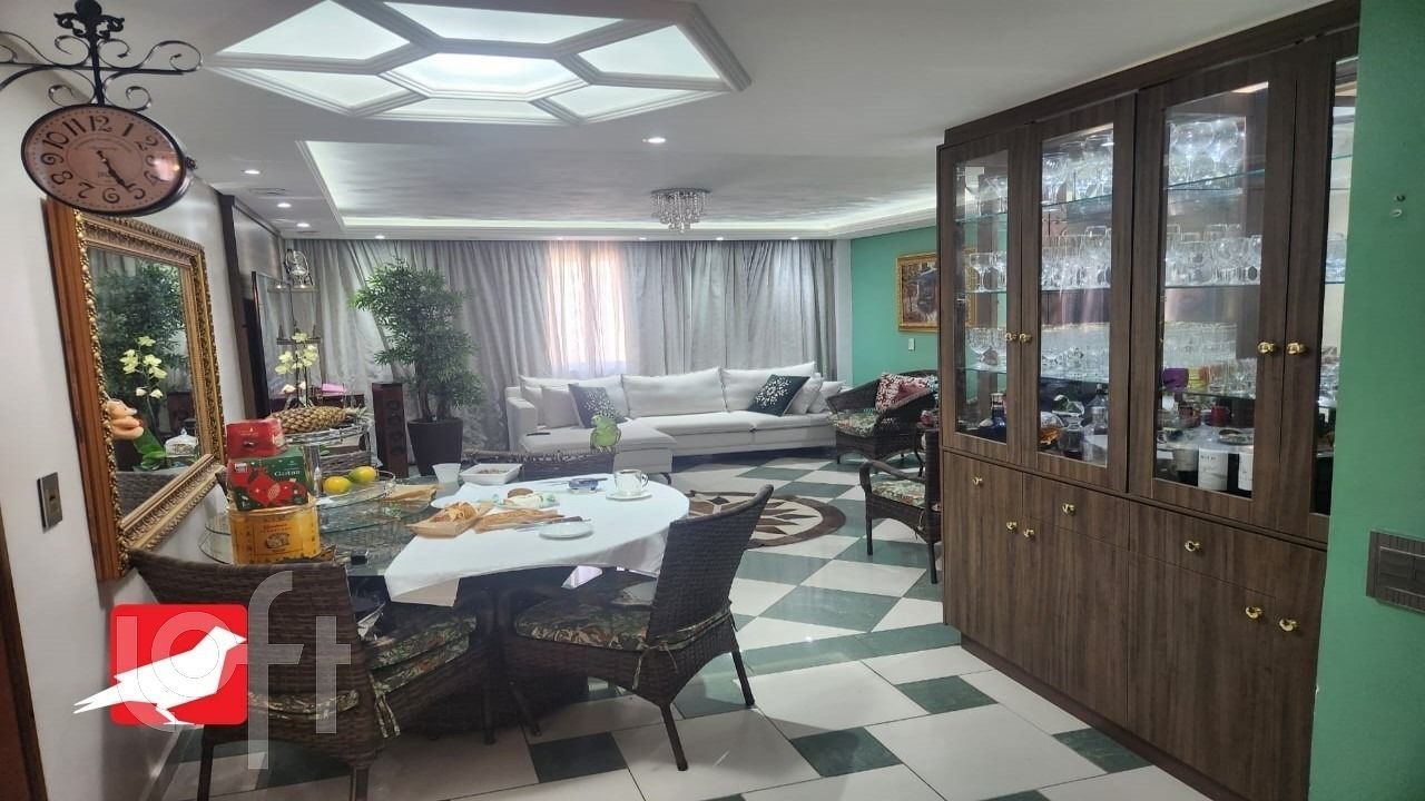 Apartamento, 3 quartos, 260 m² - Foto 1