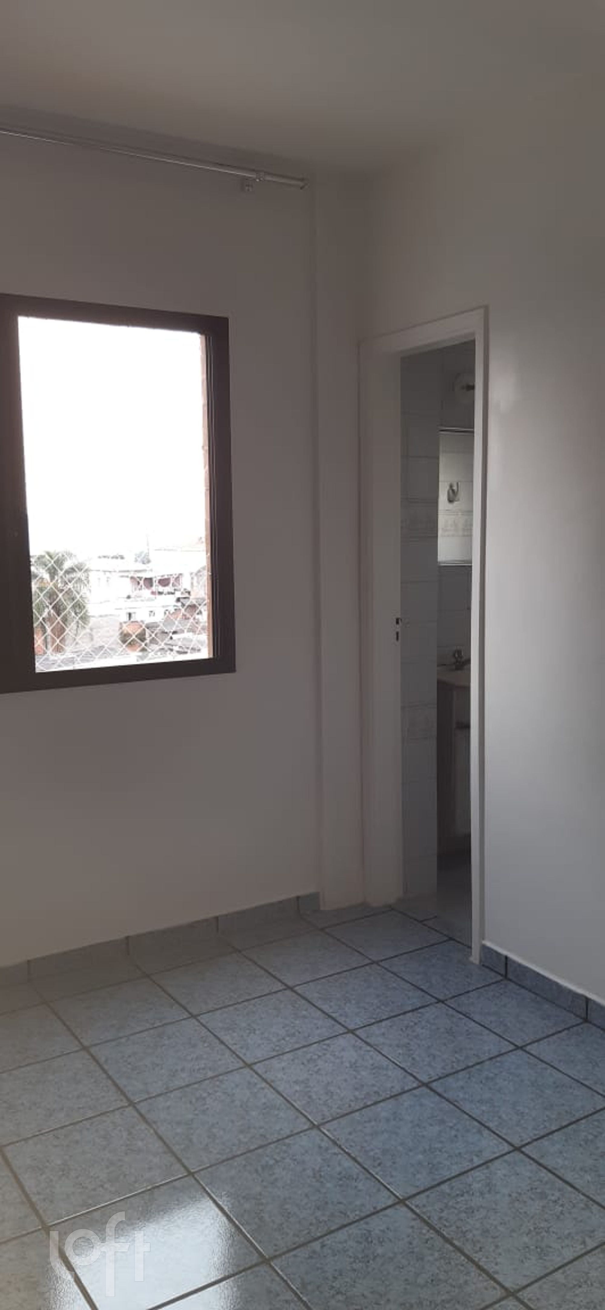 Apartamento à venda com 3 quartos, 80m² - Foto 2