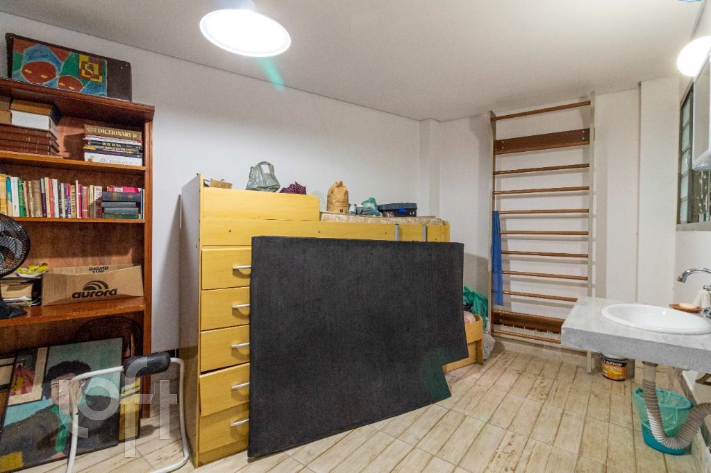 Casa à venda com 4 quartos, 177m² - Foto 10