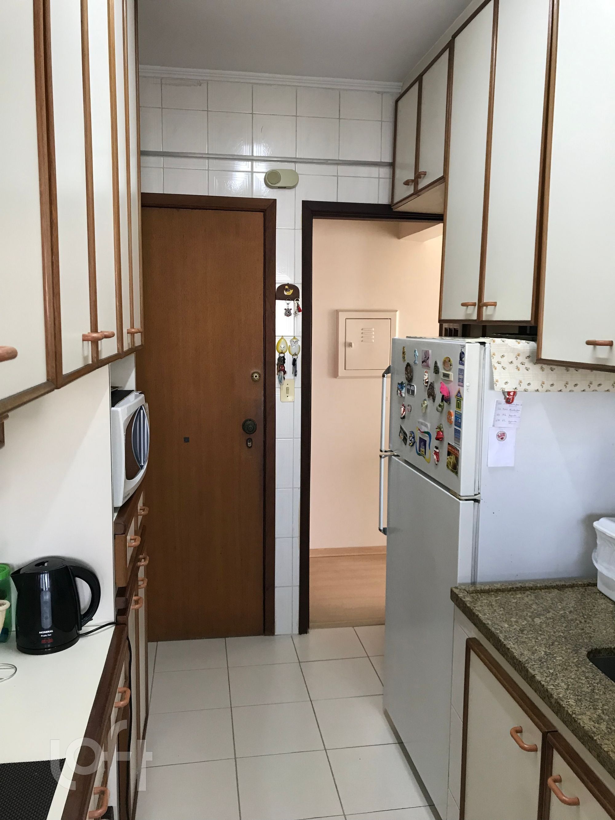 Apartamento à venda com 2 quartos, 75m² - Foto 10