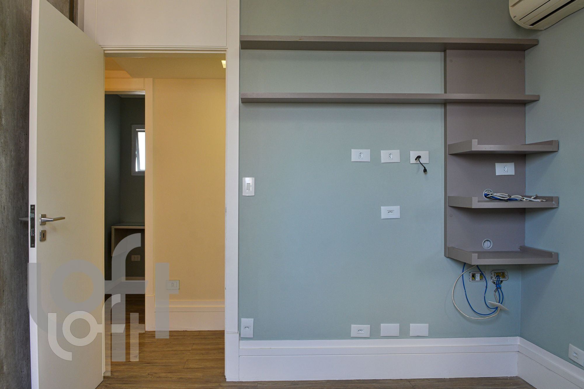 Apartamento à venda com 3 quartos, 200m² - Foto 12