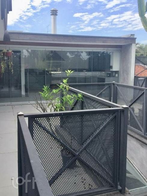 Casa à venda com 4 quartos, 379m² - Foto 7