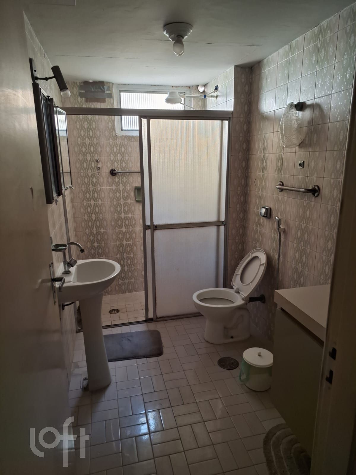 Apartamento à venda com 2 quartos, 100m² - Foto 2