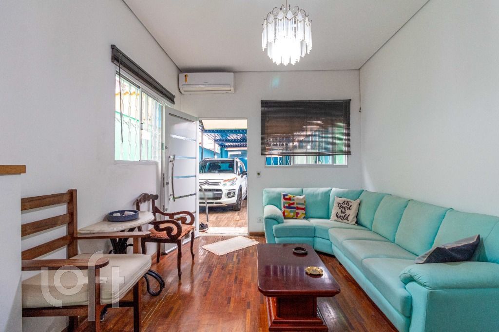 Casa à venda com 4 quartos, 177m² - Foto 4