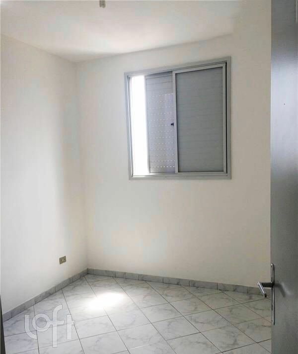 Apartamento à venda com 3 quartos, 64m² - Foto 4