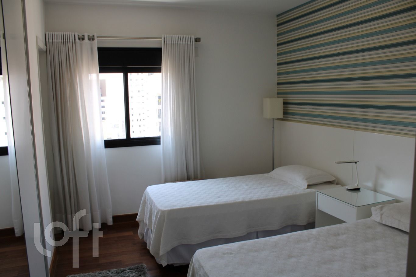 Apartamento à venda com 4 quartos, 234m² - Foto 6