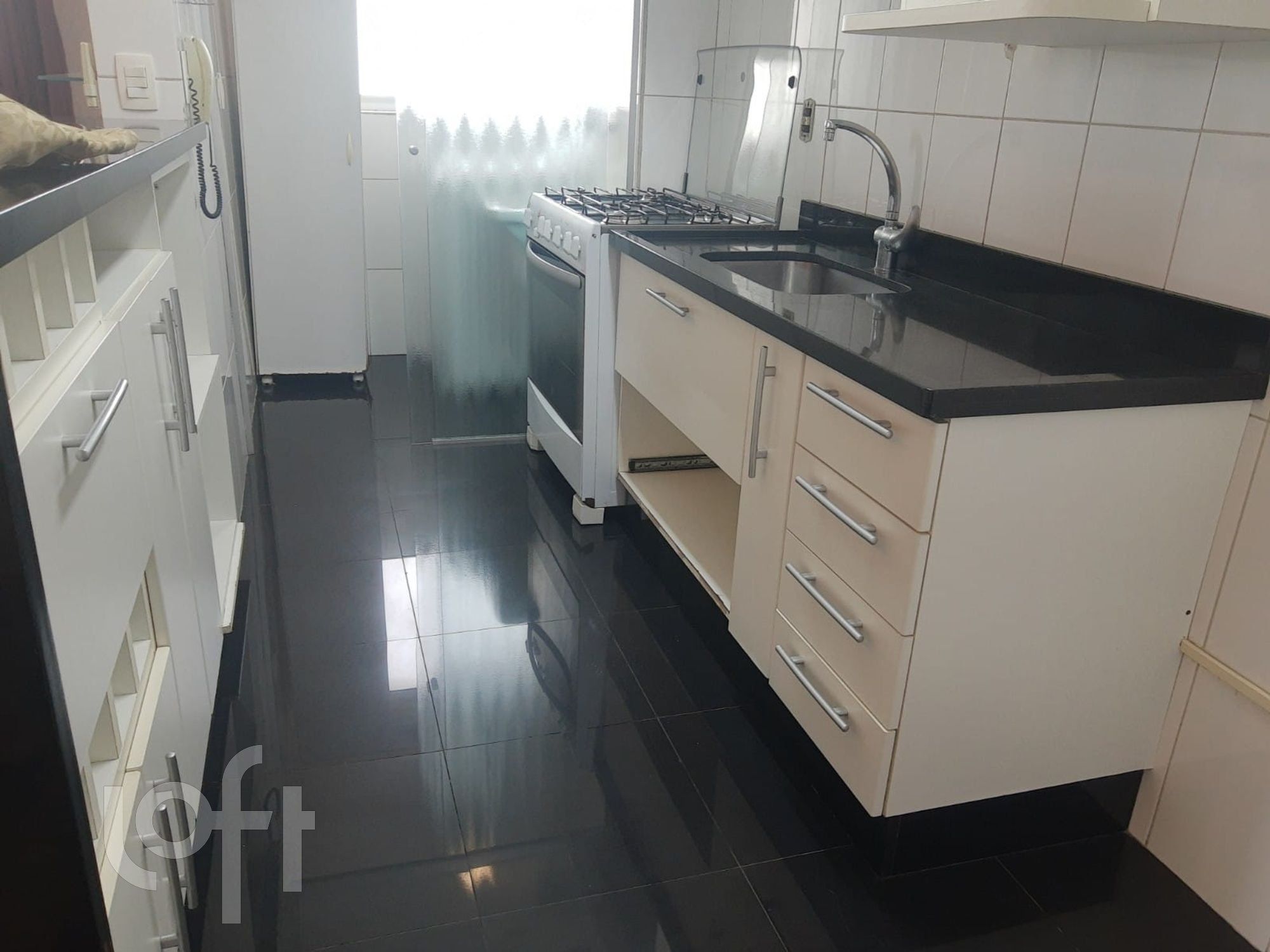 Apartamento à venda com 1 quarto, 56m² - Foto 16