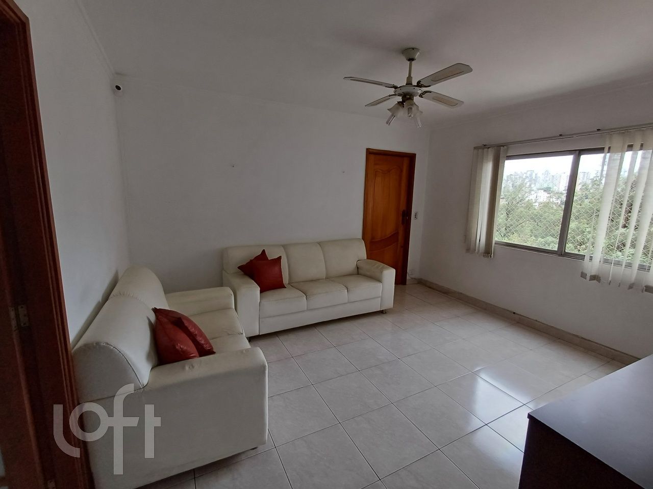 Apartamento à venda com 3 quartos, 90m² - Foto 3