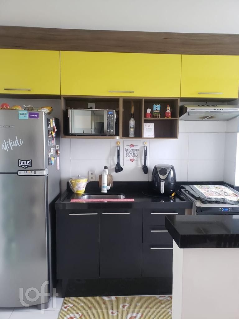 Apartamento à venda com 2 quartos, 44m² - Foto 4