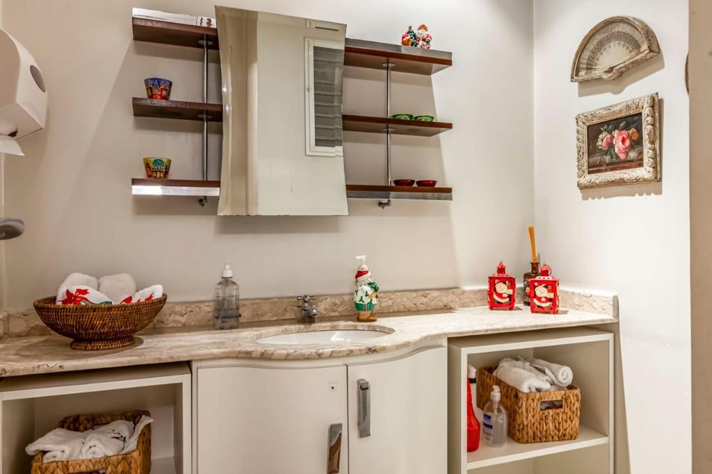 Apartamento à venda com 3 quartos, 133m² - Foto 4