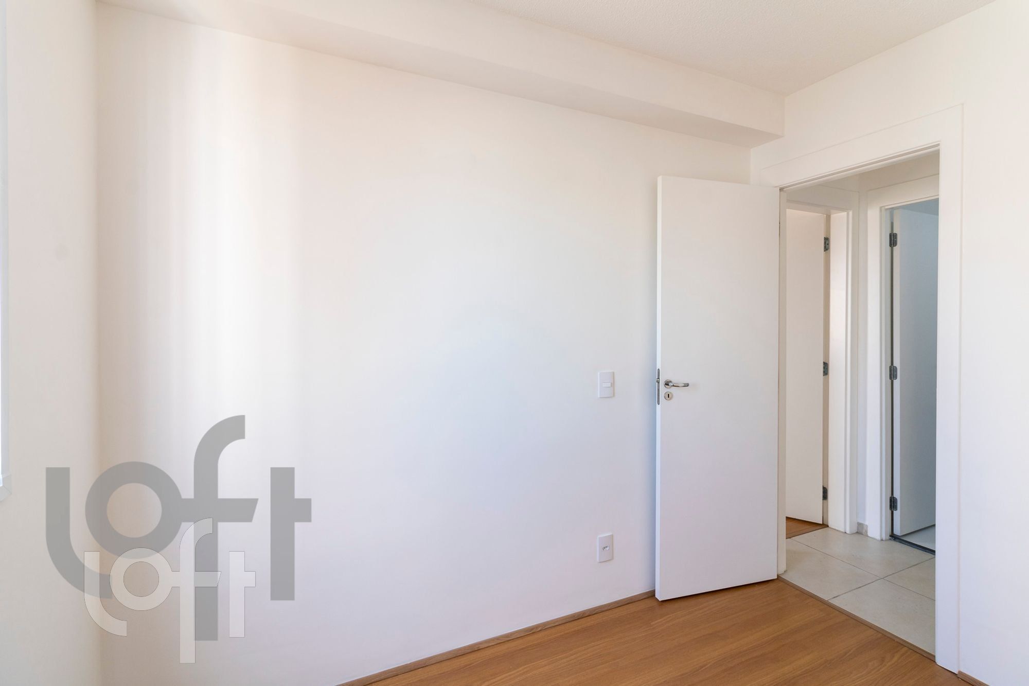 Apartamento à venda com 2 quartos, 43m² - Foto 2